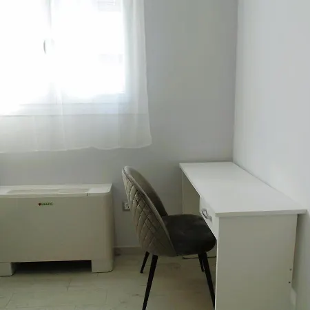 White Rose Apartment
